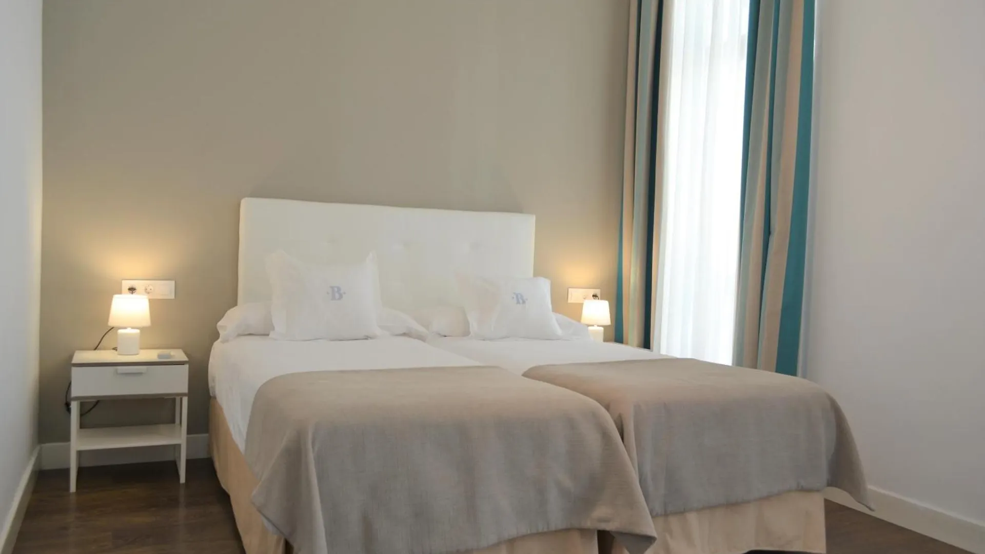 Sunshine Barroso Centro Apartment Cordoba 0*,  Spain
