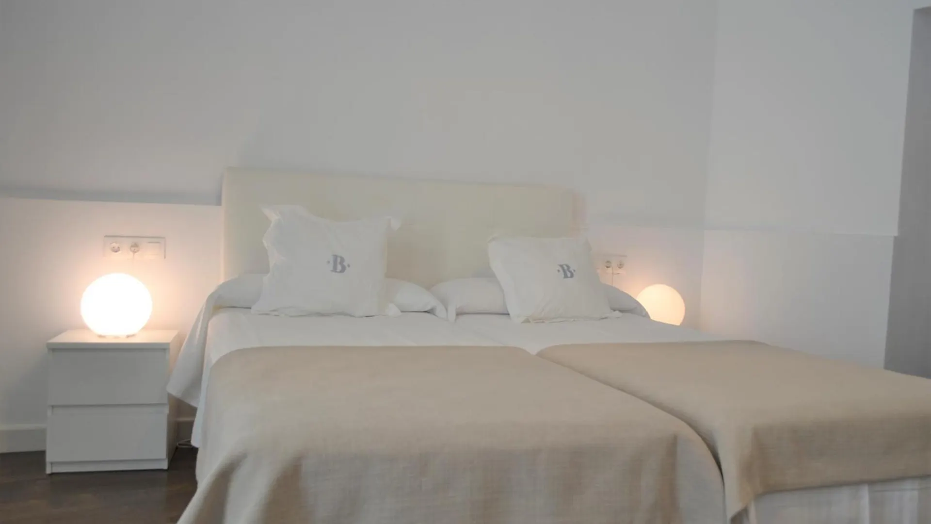 Sunshine Barroso Centro Apartment Cordoba Spain