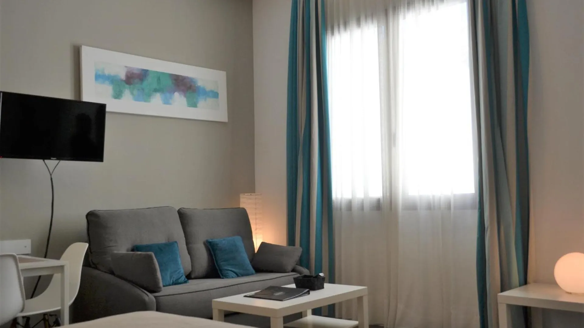 Sunshine Barroso Centro Apartment Cordoba Spain