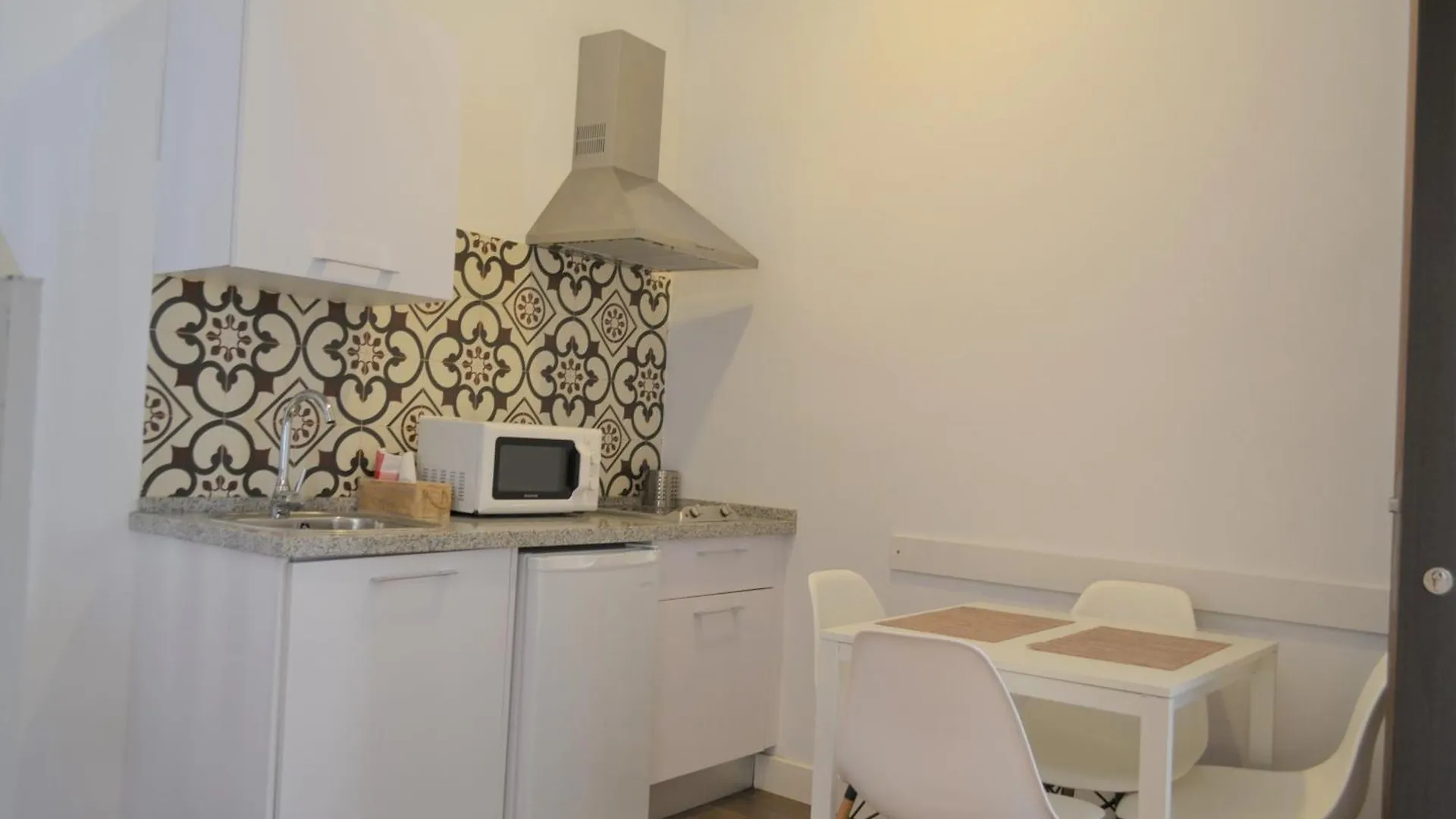 Sunshine Barroso Centro Apartment Cordoba 0*,  Spain