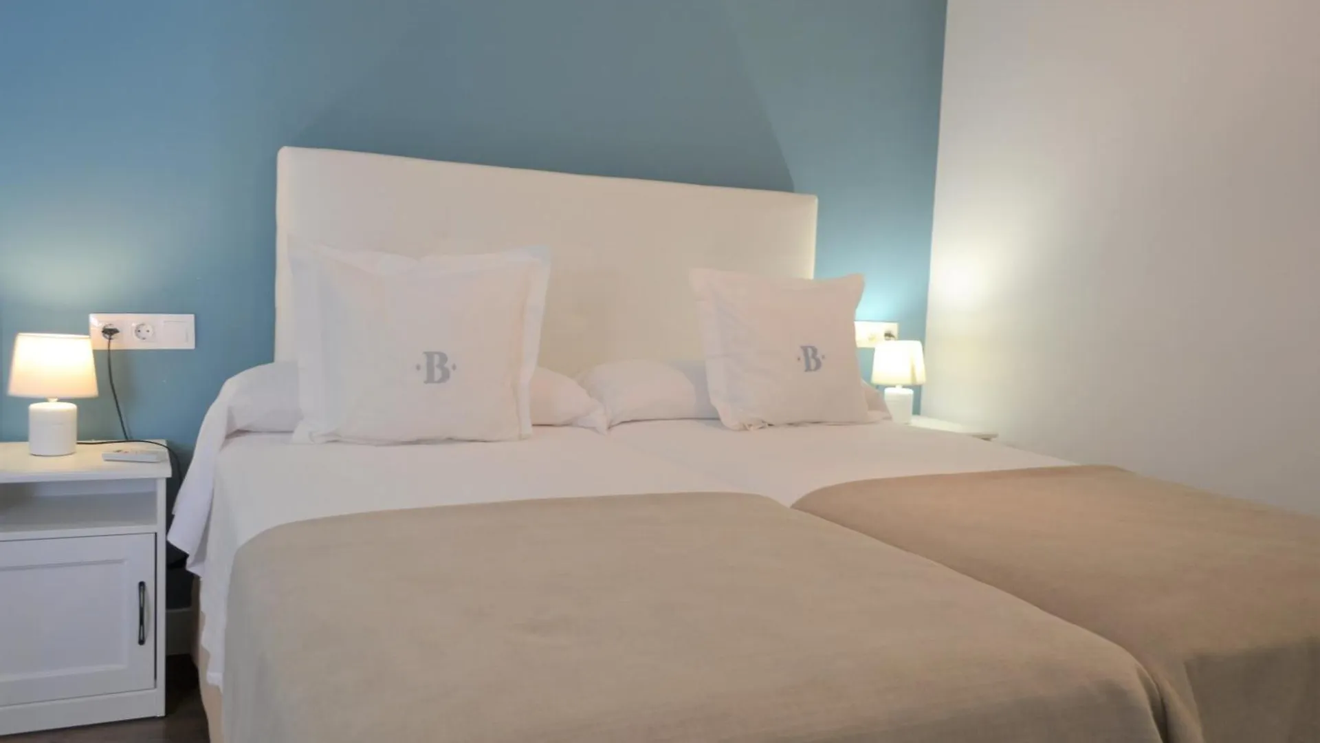 Sunshine Barroso Centro Apartment Cordoba Spain