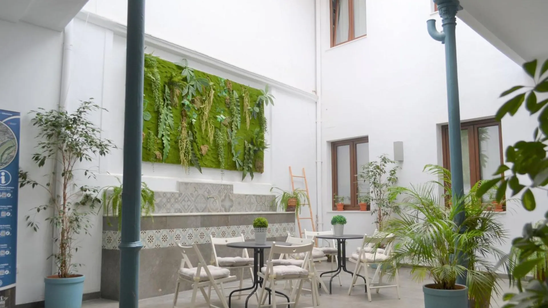Sunshine Barroso Centro Apartment Cordoba 0*,  Spain