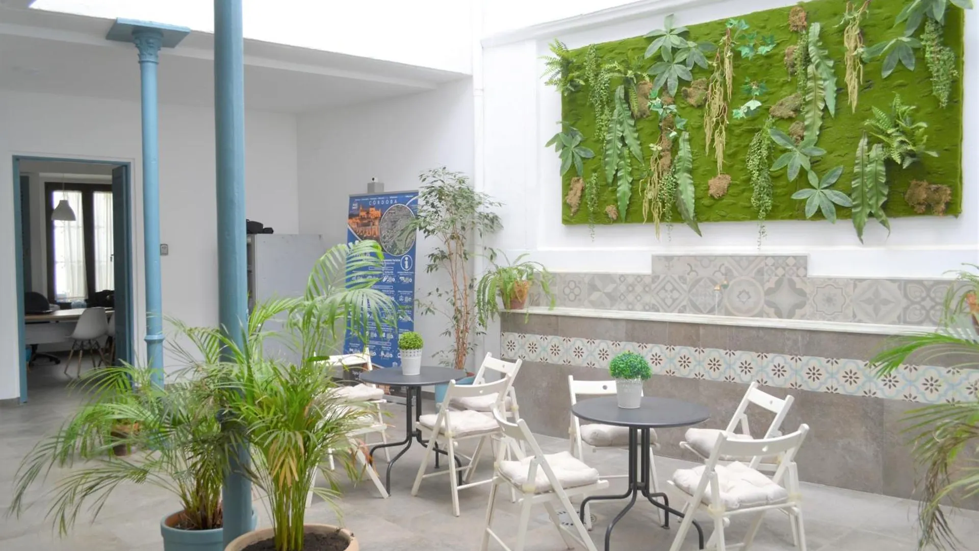 Sunshine Barroso Centro Apartment Cordoba Spain